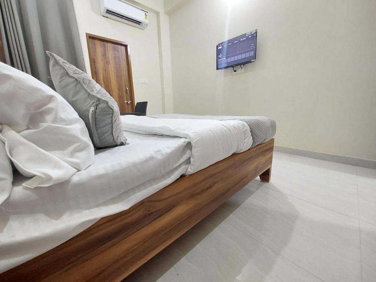 Homewood Suites Near Jaipur Airport Ngoại thất bức ảnh
