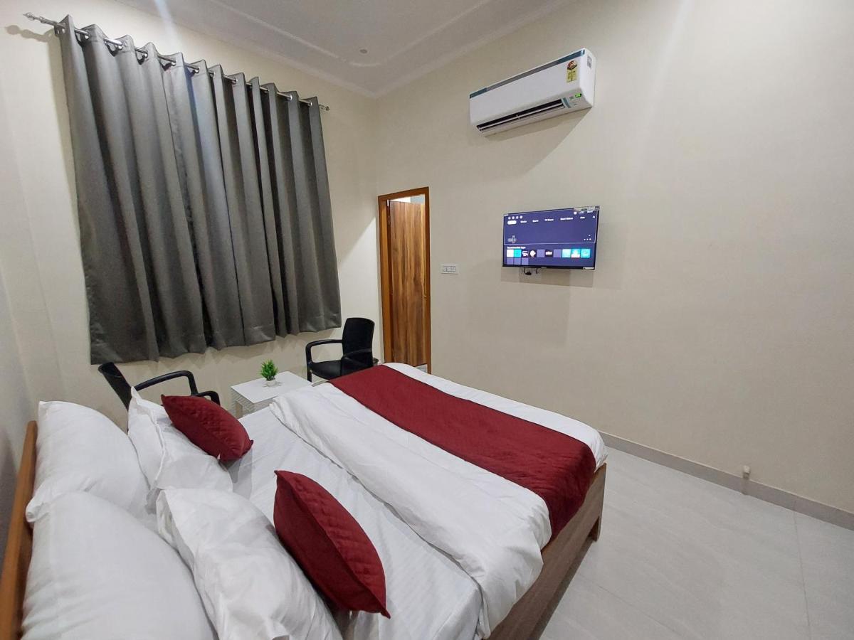 Homewood Suites Near Jaipur Airport Ngoại thất bức ảnh