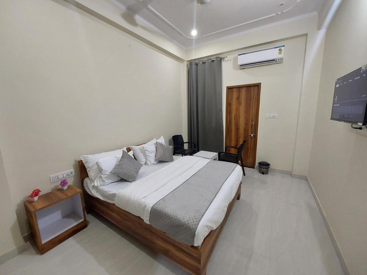 Homewood Suites Near Jaipur Airport Ngoại thất bức ảnh